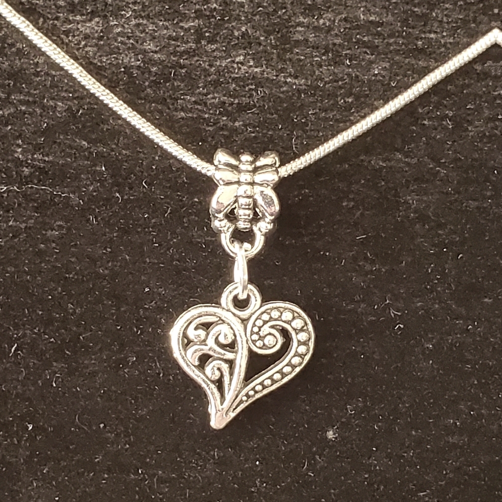 Vintage Inspired Heart .925 Sterling Silver Neckla